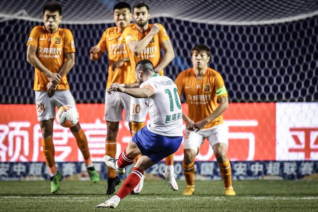 俄体育部长：国际冰球联合会纪律委员会取消俄罗斯国家队禁赛决定